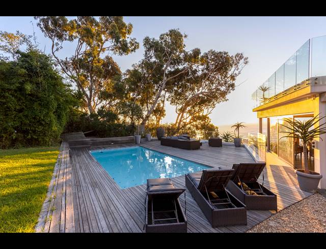 8 BEDROOM HOUSE FOR SALE IN LLANDUDNO